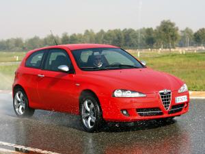 Alfa Romeo 147 Q2 3-Door 2006 года 